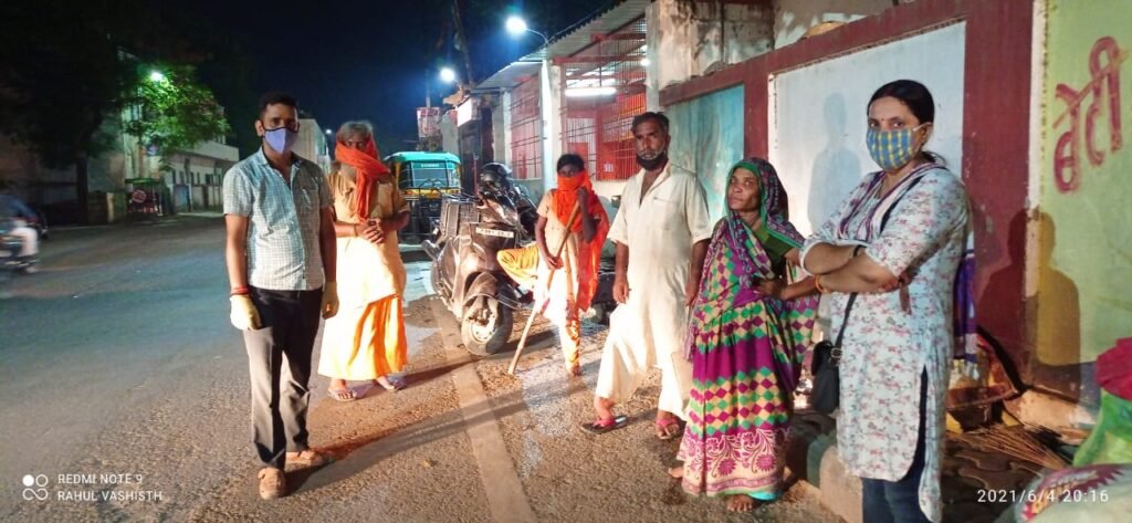 Empower Foundation is giving food, fruits to the poor and handicapped hungry people living on the road in Corona