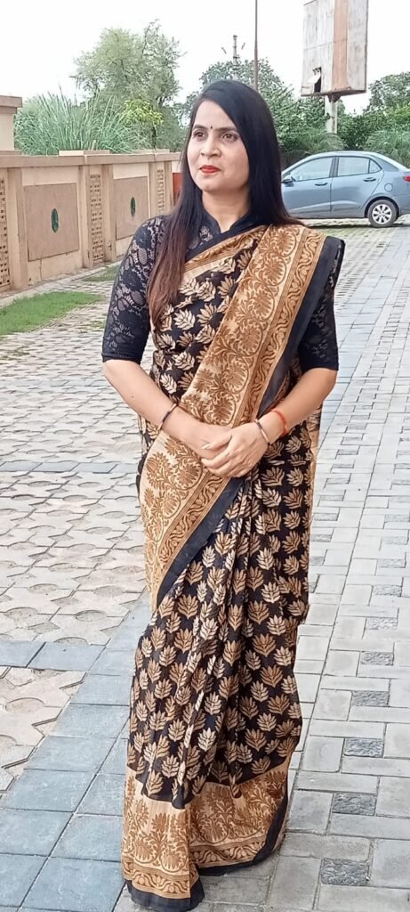 डॉ प्रतिभा जवड़ा साइकोलॉजिस्ट एंड सोशल एक्टिविस्ट लेखिका कवियित्री