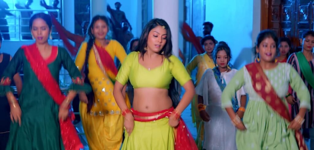 पूजा श्रीवास्तव और माही श्रीवास्तव