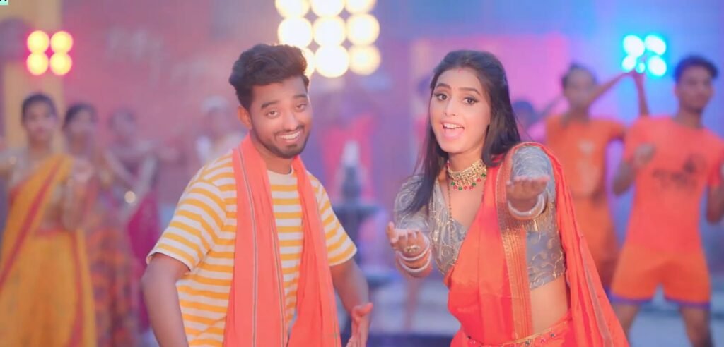 वर्ल्डवाइड रिकार्ड्स से रिलीज 'गेरुआ पगड़िया' में लवली काजल की मुस्कान ने मोह लिया मन