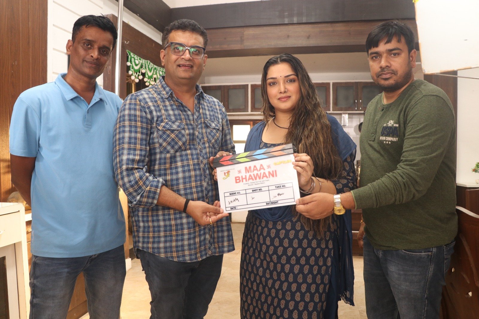 आम्रपाली दुबे की म्यूज़िकल फ़िल्म माँ भवानी से फिर से फ़िल्मी जगत में धमाका करने आ रहे हैं अभय सिन्हा , पंकज तिवारी व रजनीश मिश्रा