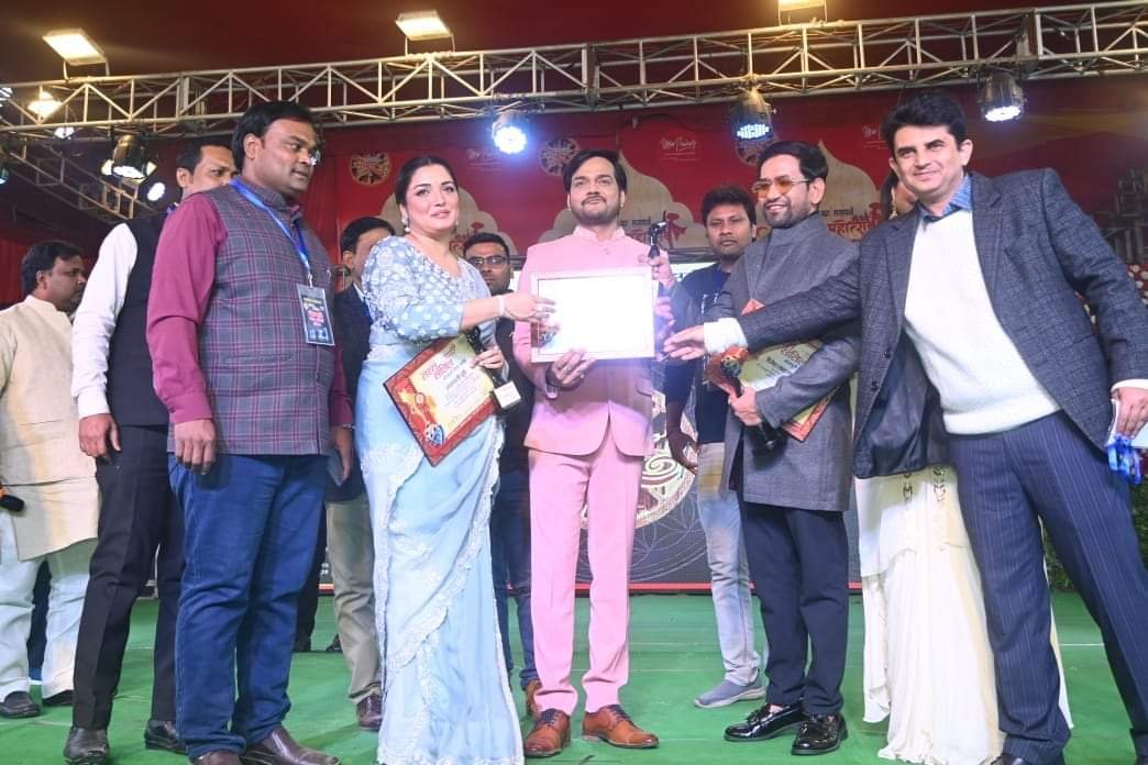 यूथ स्टार विमल पांडेय बेस्ट एक्टर के अवार्ड से सम्मानित, कहा - थैंक यू