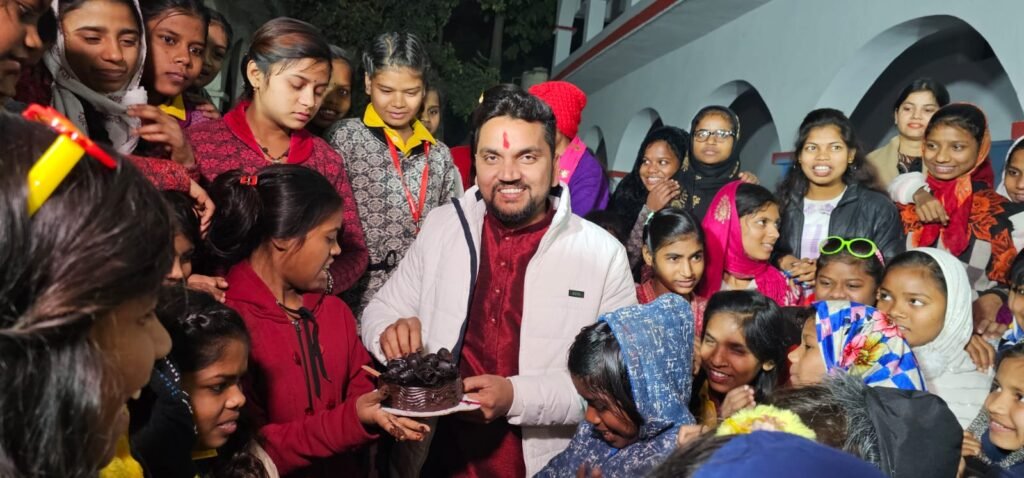 गुंजन सिंह ने अनाथालय में मनाया अपना जन्मदिन, मिला अनमोल तोहफा