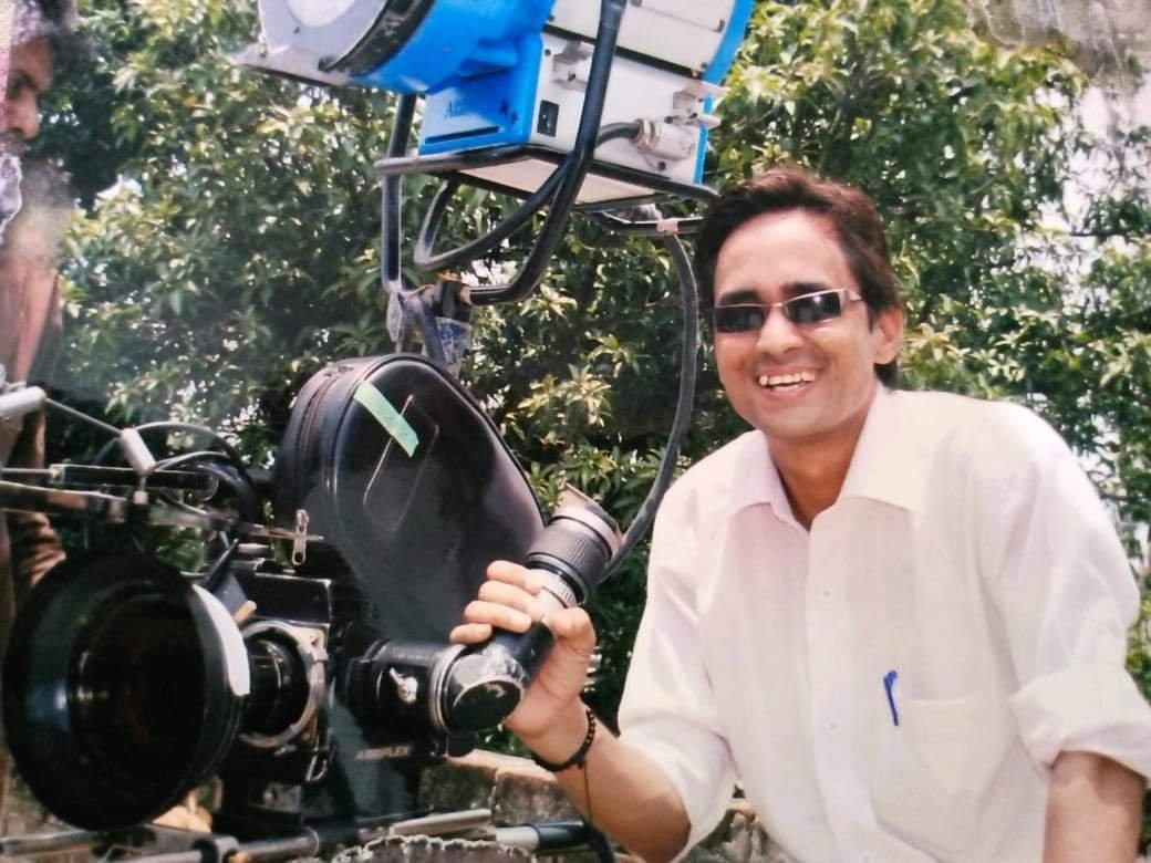 फ़िल्म "द डायरी ऑफ वेस्ट बंगाल" के निर्देशक सनोज मिश्रा के पीछे पड़ी बंगाल पुलिस , कभी भी कर सकती है गिरफ़्तार .!